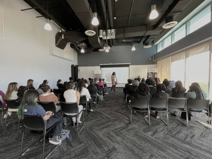 Ryan Hall teaching a workshop